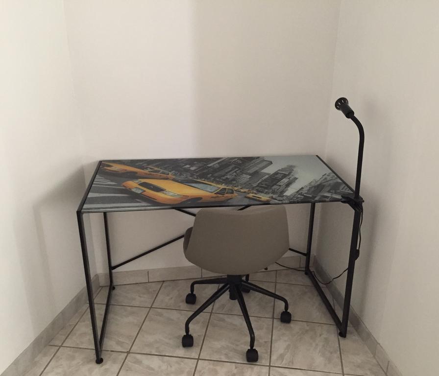La Garde-Adhémar Appartement La Force الغرفة الصورة